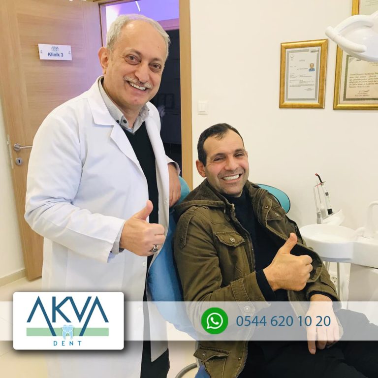 Gülerken Diş Eti Görünmesi Nedir? » Akvadent